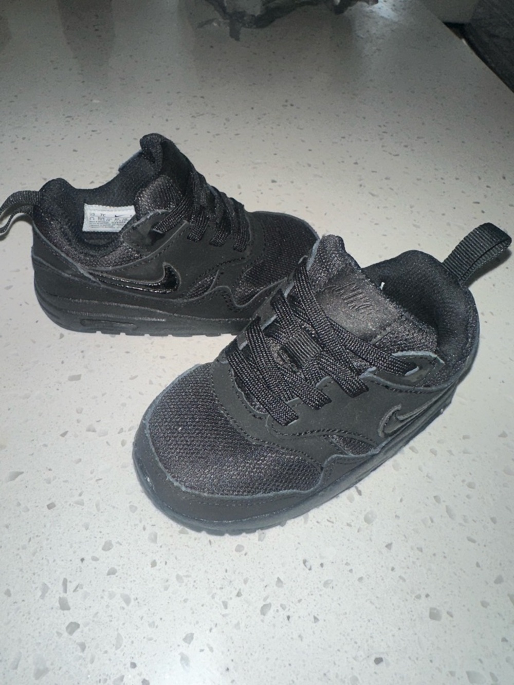 Nike Kids Black Low-Top Athletic Sneakers